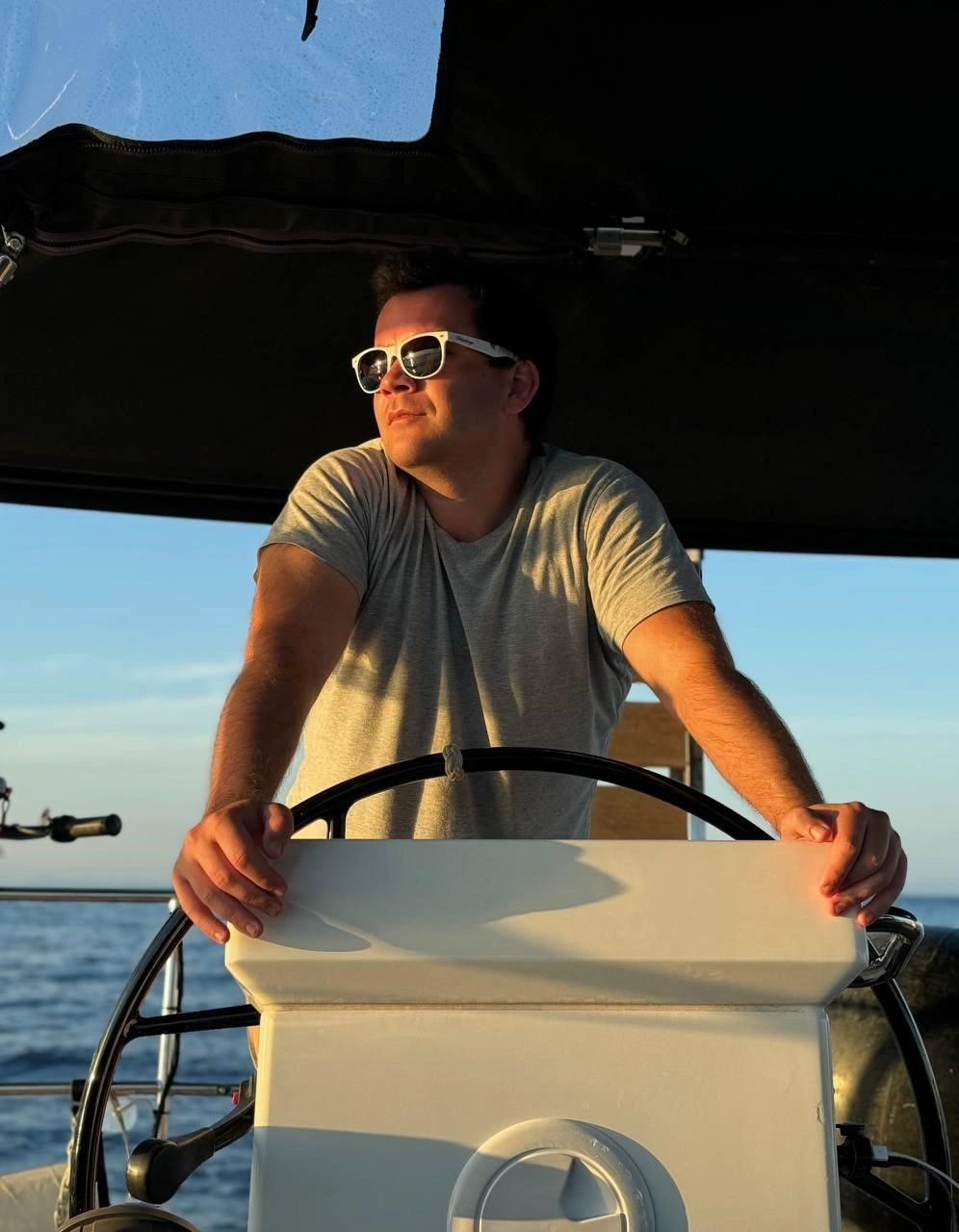 Skipper Yaroslav Muravyov